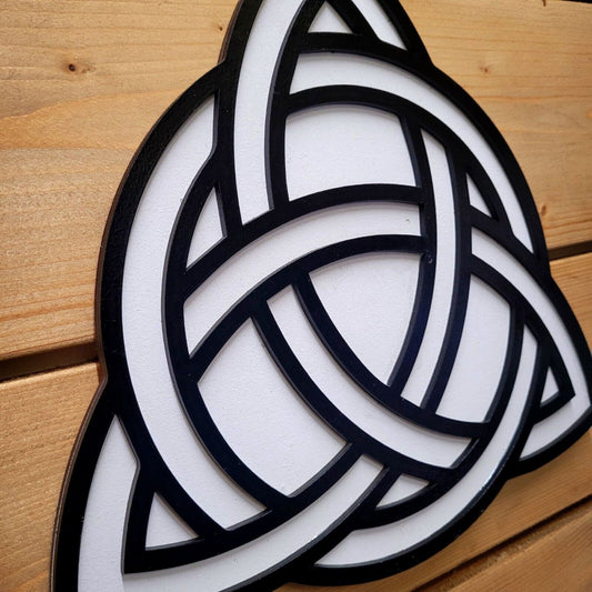 Wooden 3D Irish Family Trinity Knot Sign Wall Door Hanging Plaque 6 mm Painted